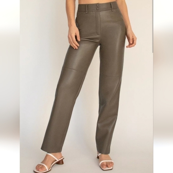 WILFRED Aritzia Funk Pant faux leather high rise size 6 - Picture 2 of 12